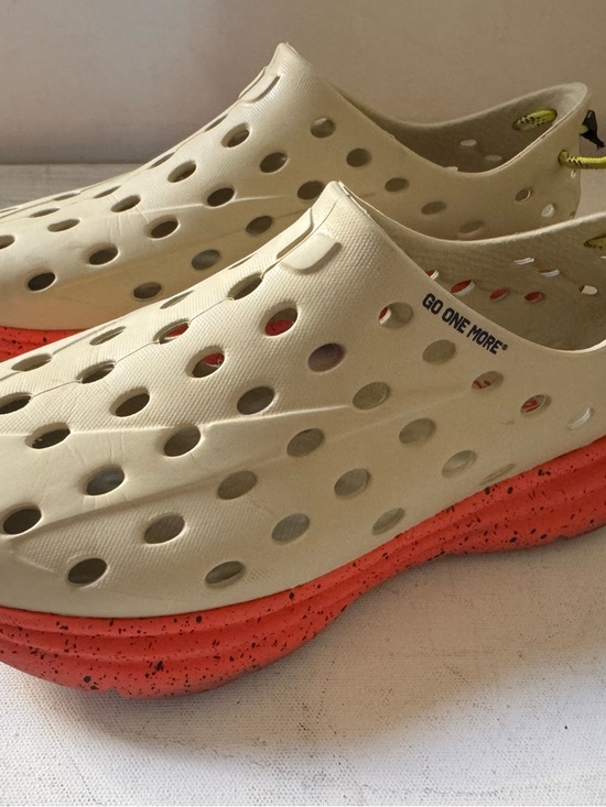 Kavu Shoes - Kavu Coral-Orange Textured Sole Accent
